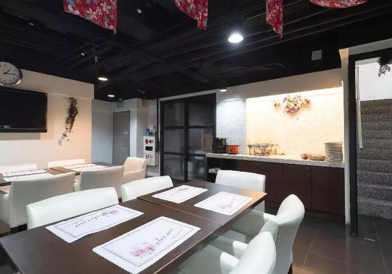 Lio Hotel Taipei Main Station