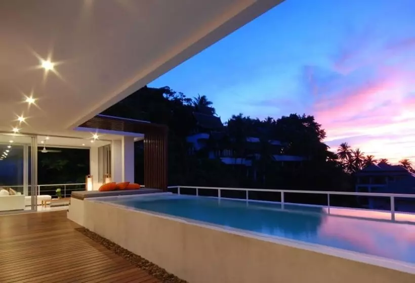 בית מלון כפרי The Quarter Resort Phuket