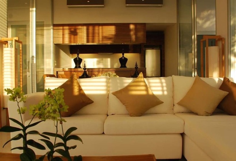 هتل The Quarter Resort Phuket