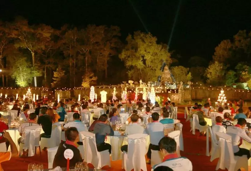 Sokhalay Angkor Villa Resort