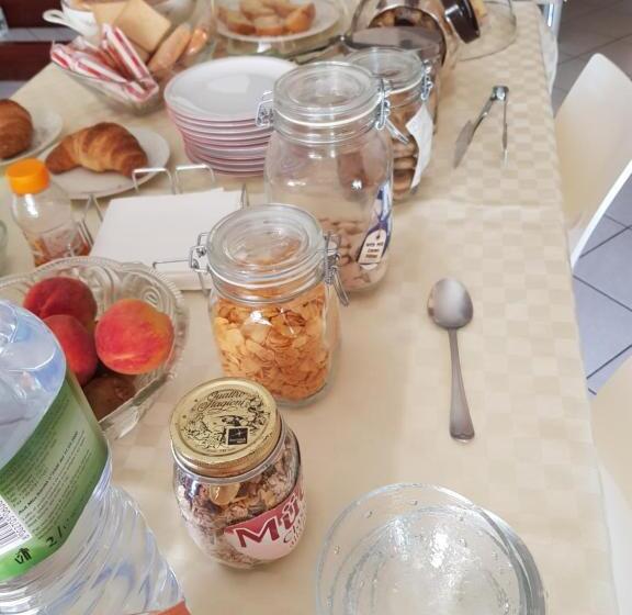 B&b A Casa Di Monica