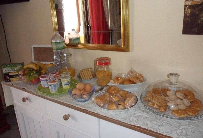 B&b A Casa Di Monica