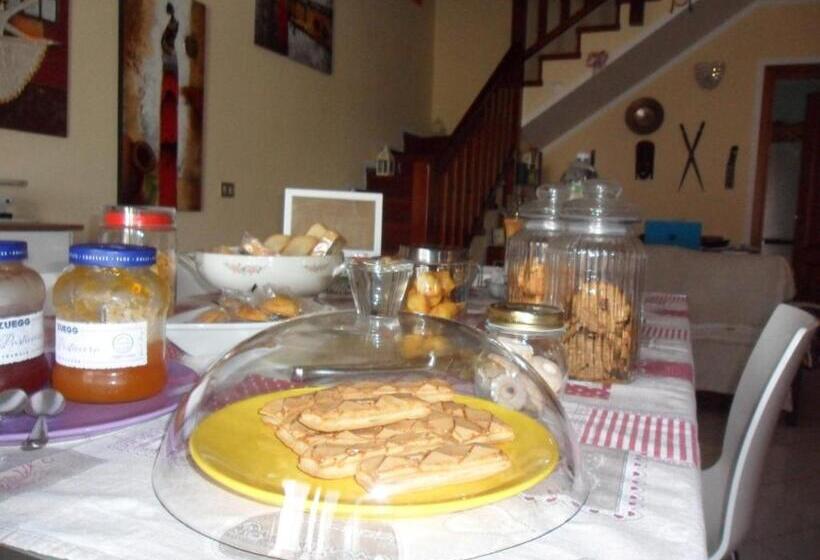 B&b A Casa Di Monica