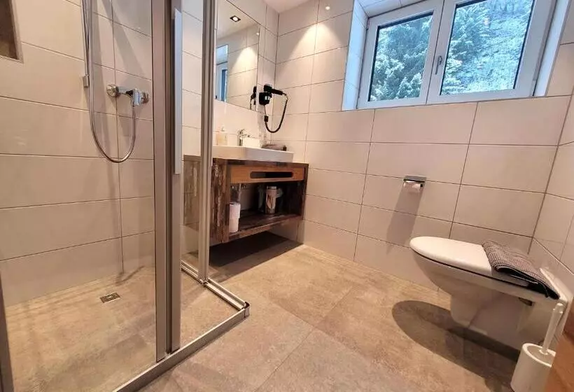 Aamiaismajoitus (B&B) Apart Garni Jägerheim