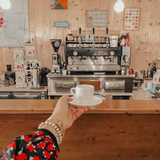 Aamiaismajoitus (B&B) Bnb Villa Lendi