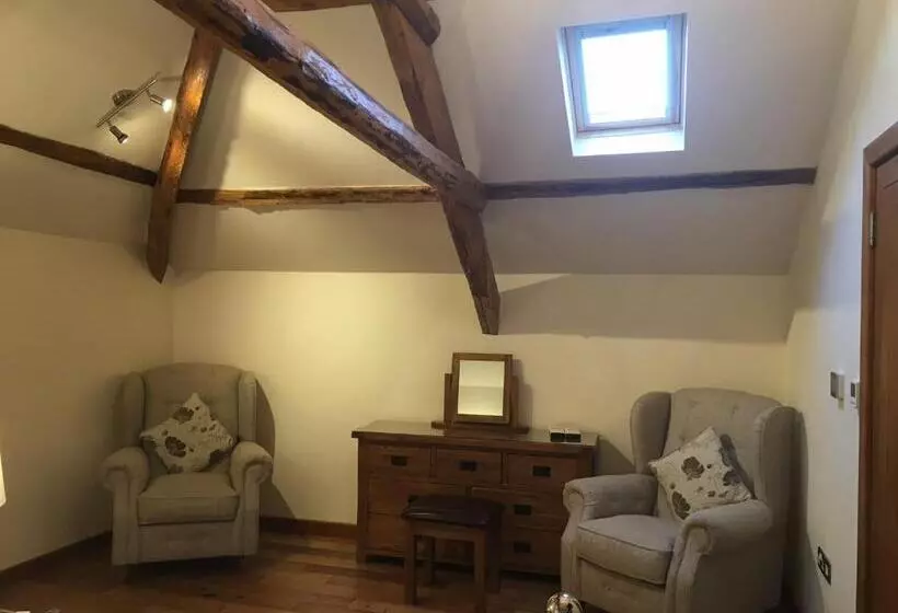 Bed and Breakfast Gooseford Farm