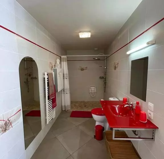 Aamiaismajoitus (B&B) Gîte Du Puy De L étang