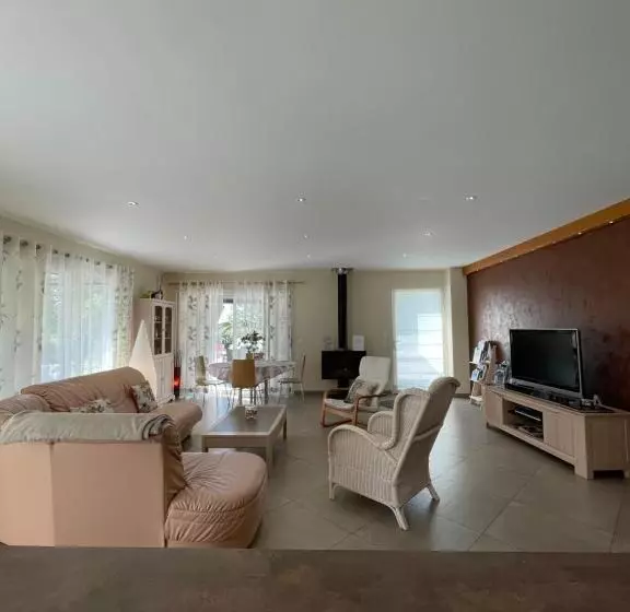 Aamiaismajoitus (B&B) Gîte Du Puy De L étang