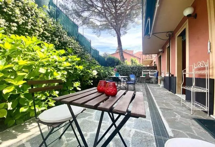 Casaviva   Trilo With Patio In Santa Margherita L