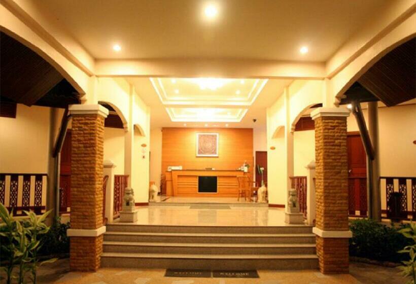 هتل Prachuap Place