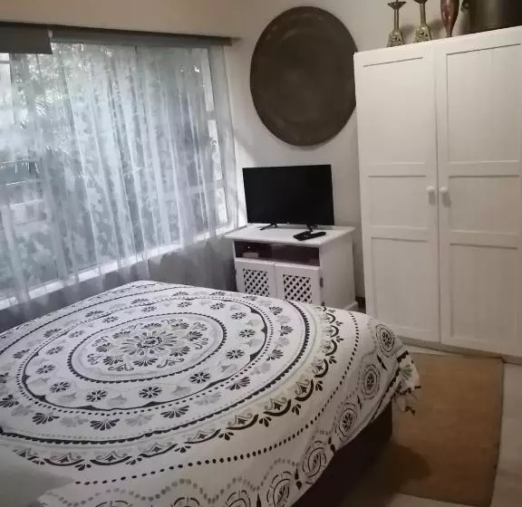 ペンション 36 Mount Road Guesthouse And Self Catering