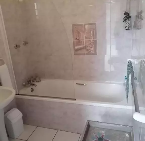ペンション 36 Mount Road Guesthouse And Self Catering