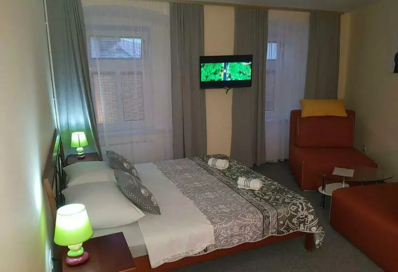 پانسیون Elg Rooms