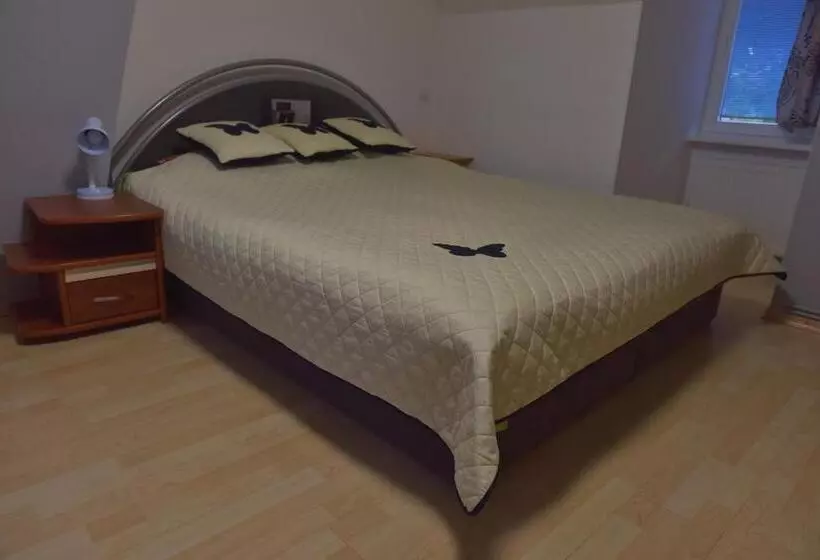 پانسیون Jurmala Guest House Markiza