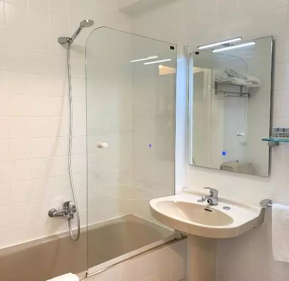 Majatalo Playa De Los Locos