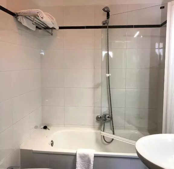 Majatalo Playa De Los Locos