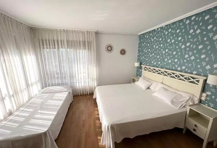 Majatalo Playa De Los Locos