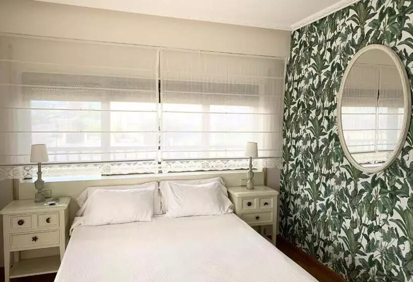 Majatalo Playa De Los Locos