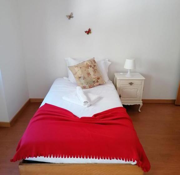 پانسیون Portus Ribeira House