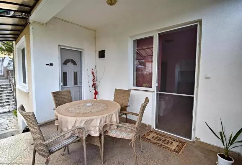 ペンション Saint Maria Guest House