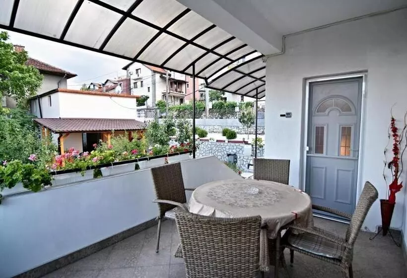 ペンション Saint Maria Guest House