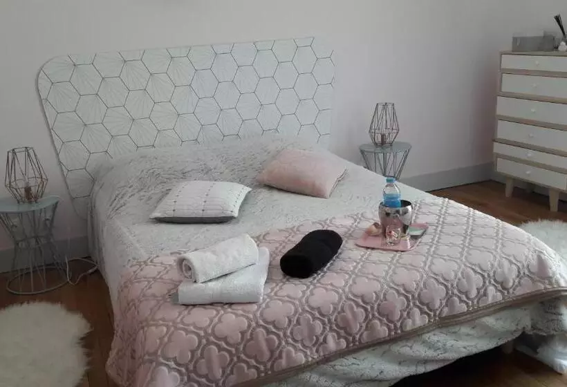 ベッドアンドブレックファースト Clos Charmille