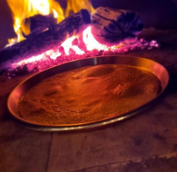 تختخواب و صبحانه L Auberge Galeria