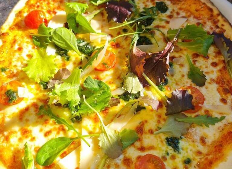 تختخواب و صبحانه L Auberge Galeria