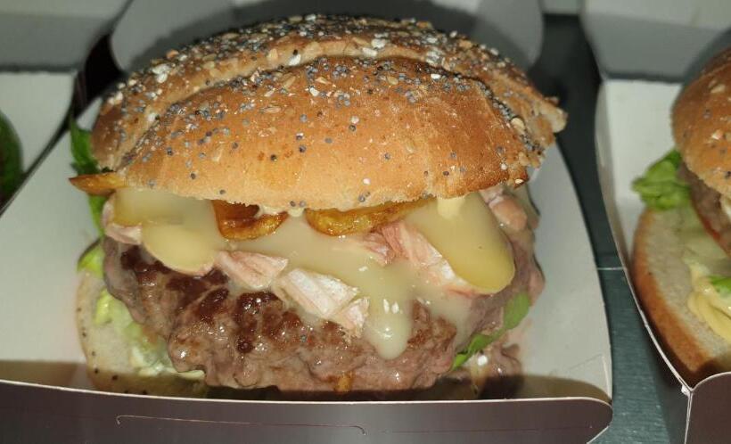 تختخواب و صبحانه L Auberge Galeria