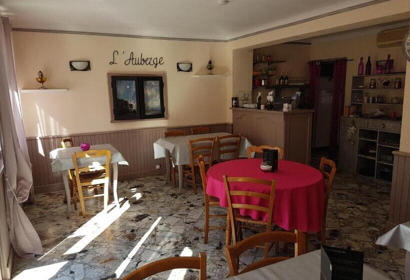 تختخواب و صبحانه L Auberge Galeria