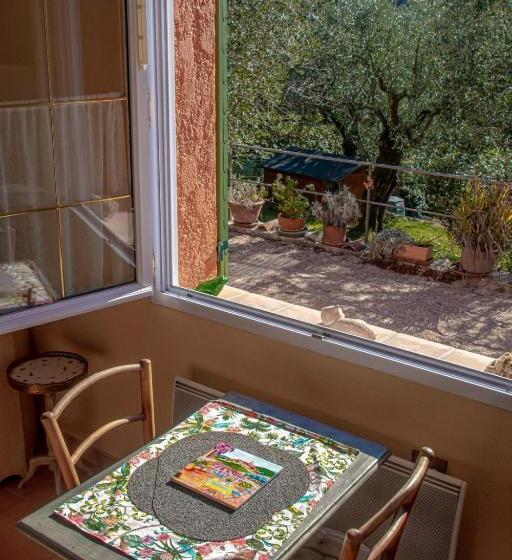 민박 Le Clos Des Oliviers