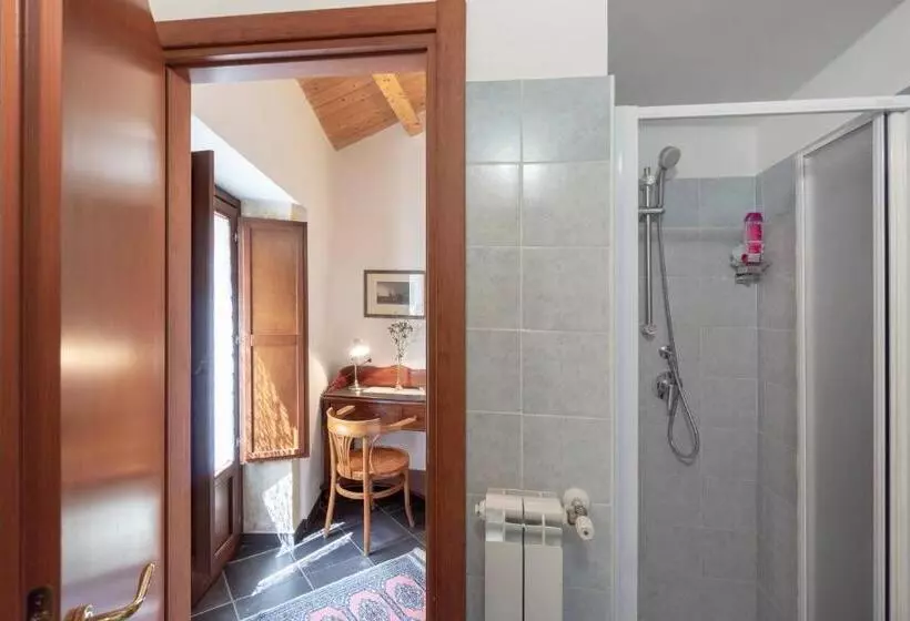 تختخواب و صبحانه Locanda La Meridiana