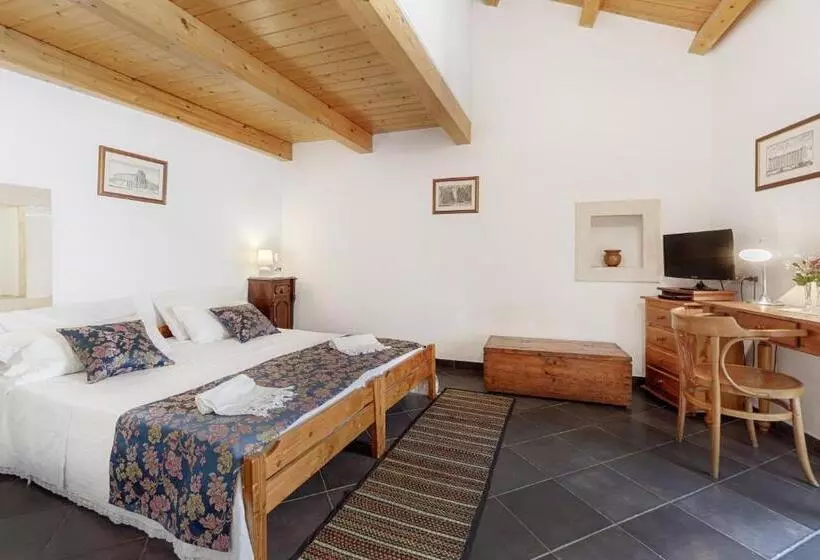 تختخواب و صبحانه Locanda La Meridiana