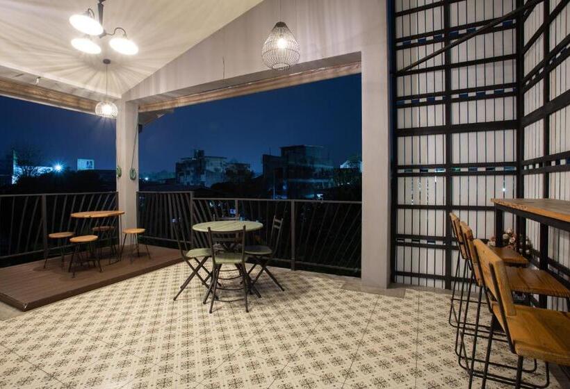 בית מלון כפרי Le Neuf Nakorn Lampang