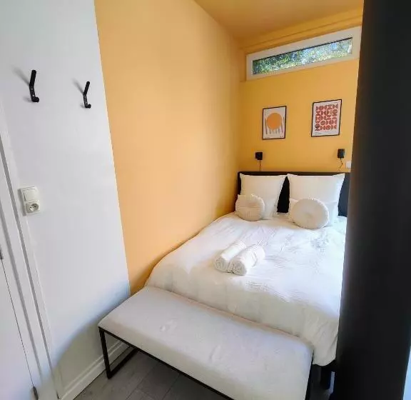 Le Rainbow   Grand Studio Avec Terrasse