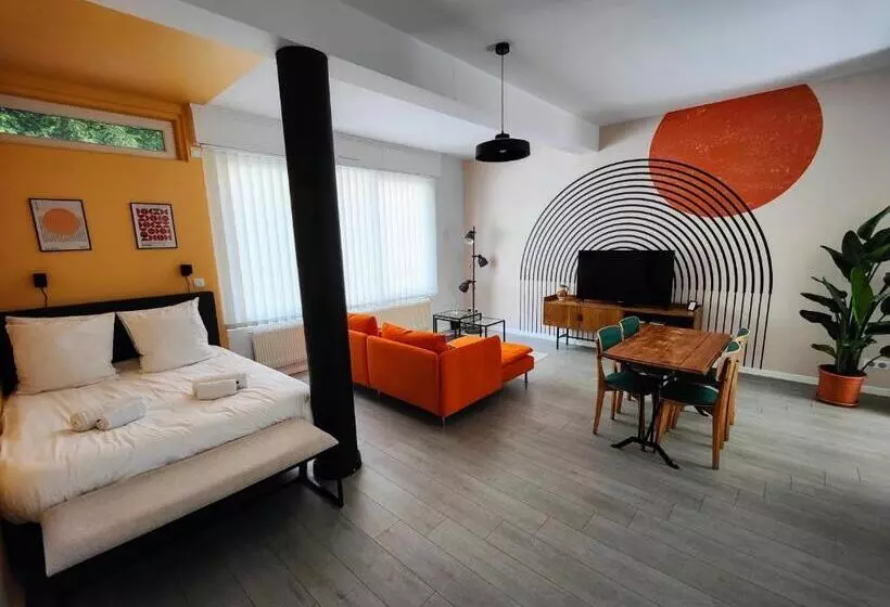 Le Rainbow   Grand Studio Avec Terrasse