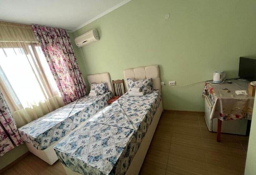 Пансион Daniel Guest House