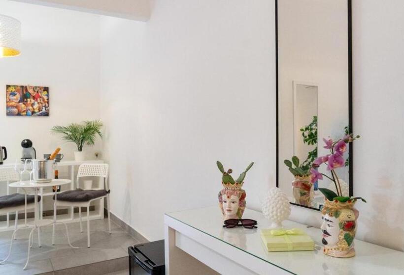 پانسیون Duomo Luxury Suite Catania