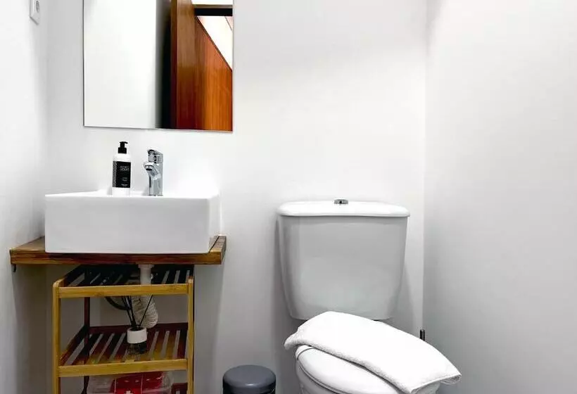 پانسیون Oporto Trindade Residence