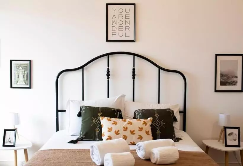 پانسیون Oporto Trindade Residence