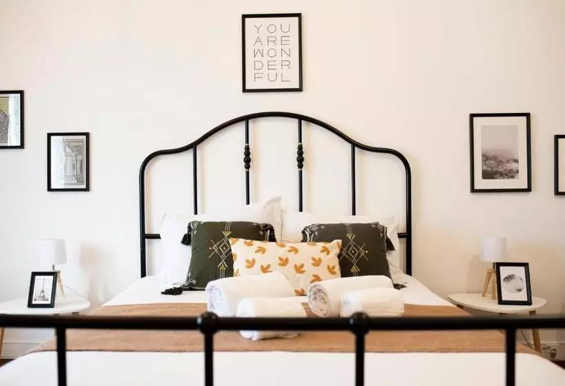 پانسیون Oporto Trindade Residence