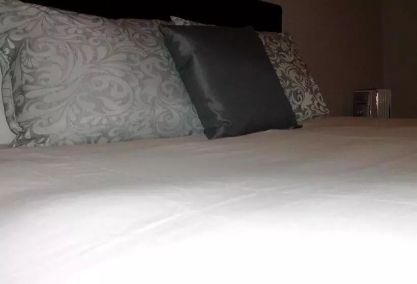 پانسیون Oporto Trindade Residence