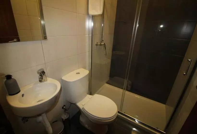 پانسیون Oporto Trindade Residence