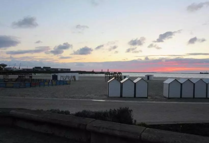 ペンション P Tite Maison Entre Mer Et Campagne