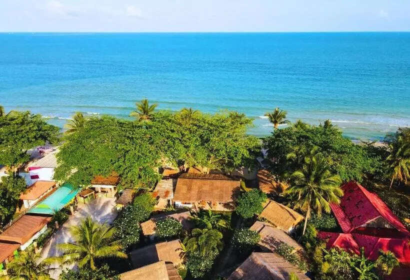 استراحتگاه Margarita Beach