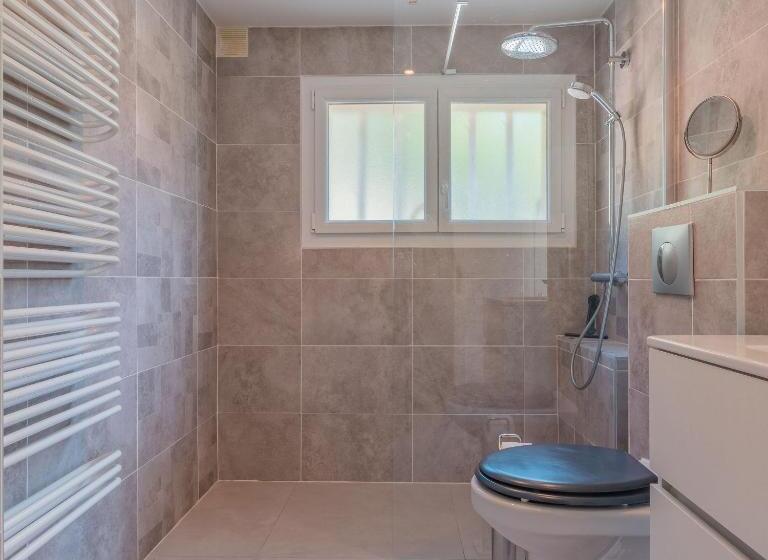 Villa Vue Mer Presqu Ile De Giens Avec Piscine