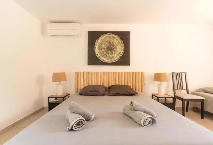 Villa Vue Mer Presqu Ile De Giens Avec Piscine