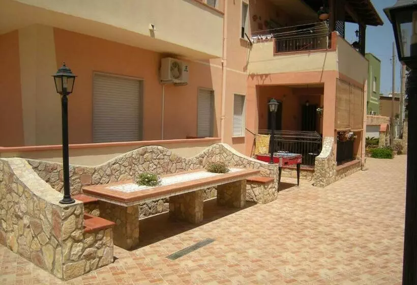 ベッドアンドブレックファースト Il Giardino Del Sole   Erice Mare