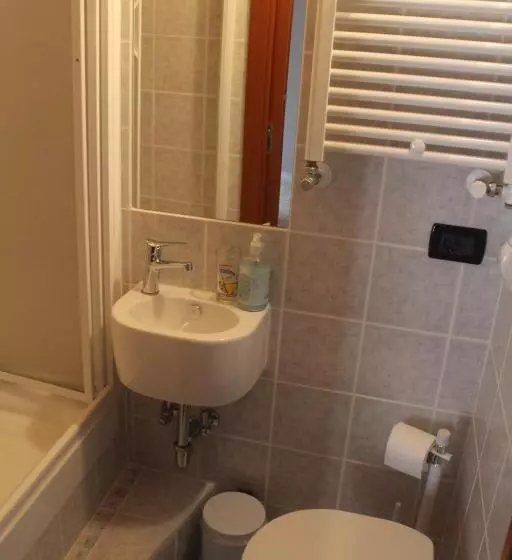 Aamiaismajoitus (B&B) Torrente Rosandra