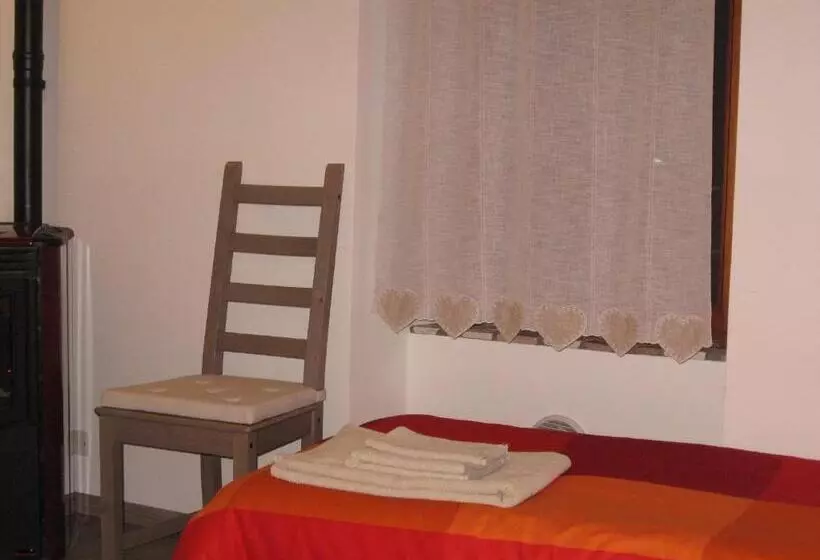 Aamiaismajoitus (B&B) Torrente Rosandra